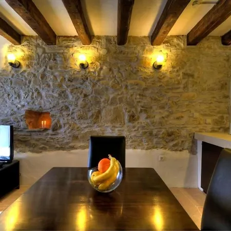 Σπίτι διακοπών Stone House